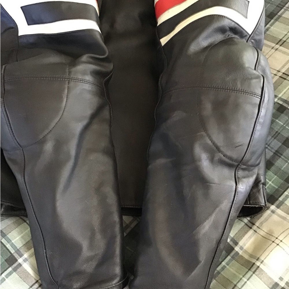 Dainese Armored leather motorcycle jacket, size 58 XL - Picture 9 of 16